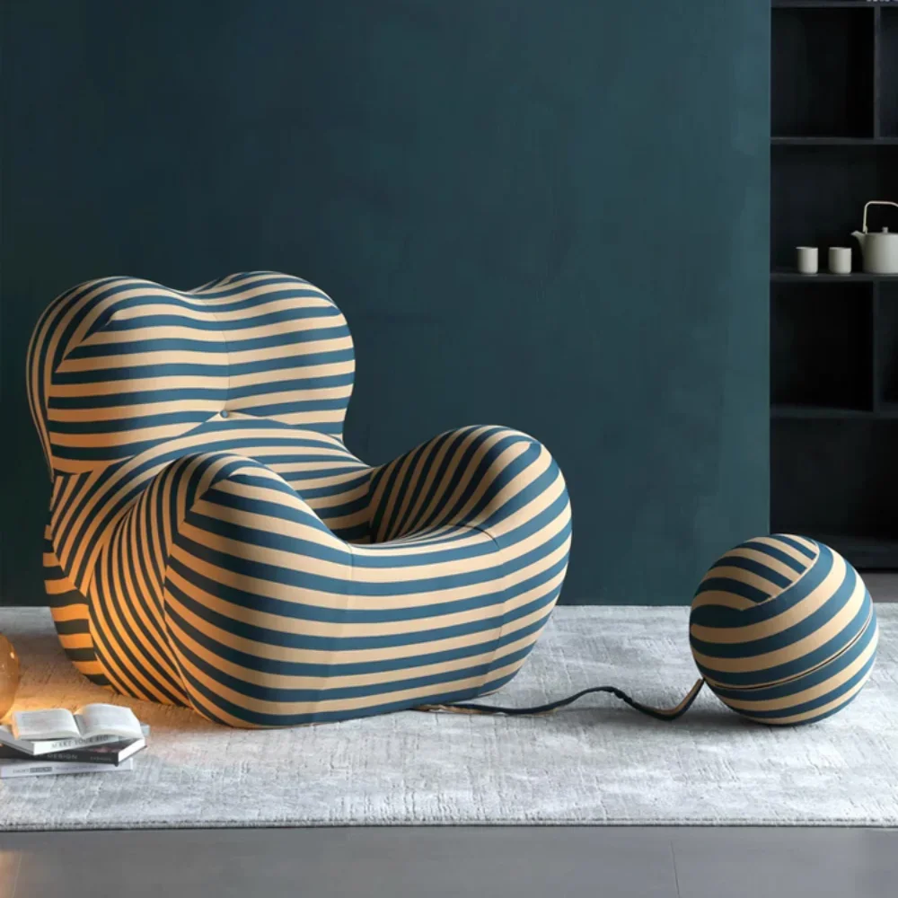 Scandinavian Light Luxury Mom's Embrace Sofa Netflix Designer Creative Simple Living Room Balcony Single Sofa Chair - Image 5