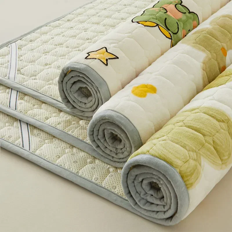 Velvet Mattress Soft Fold Bed Sheet Winter Warm Home Dormitory Bedroom Bedspread Cute Cartoon Quilted Thin Queen Mattress Cover - Image 3