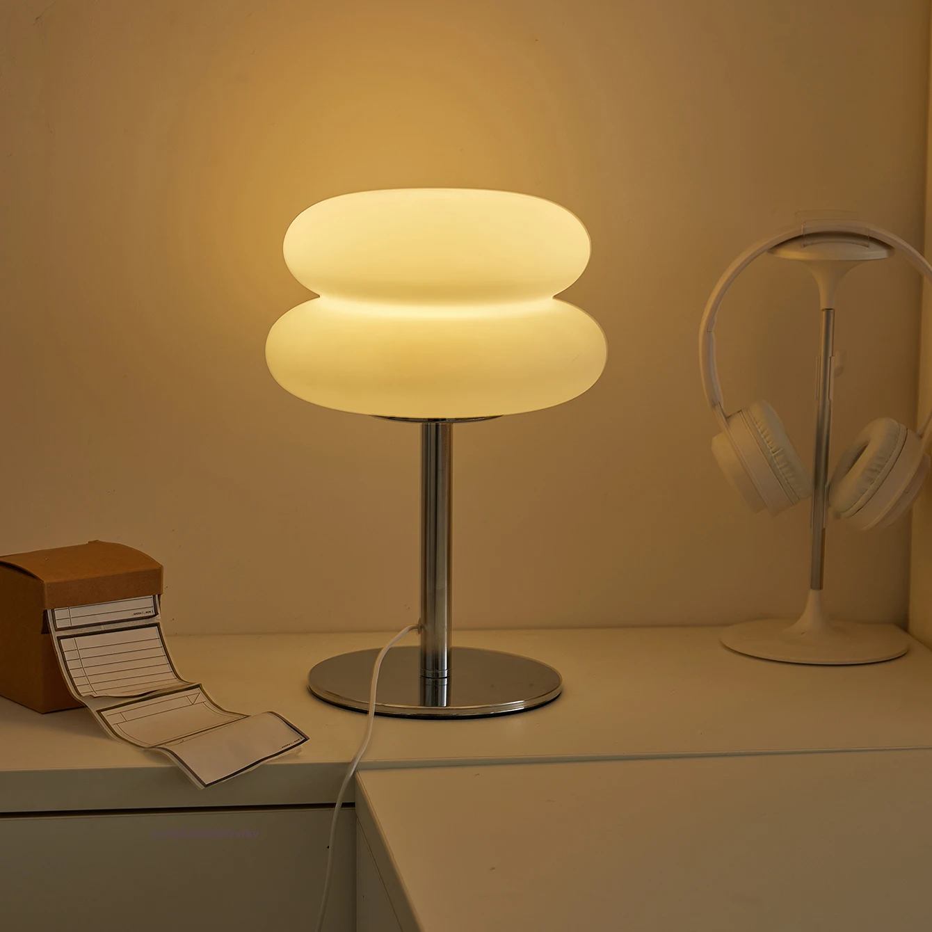 Bauhaus retro table lamp bedroom bedside living room Nordic mushroom lamp 9-level brightness dimming ambient light - Image 3