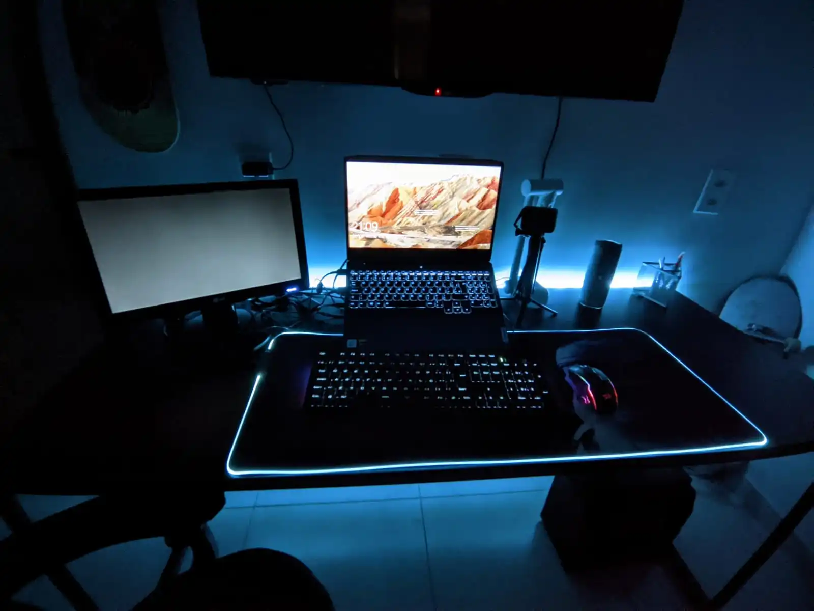 Alfombrilla RGB Gaming Mouse Pad Solar System Large Mousepad Rubber Mouse Mat LED Non-slip Desk Mats Keyboard Mat 900x400mm XXL - Image 4