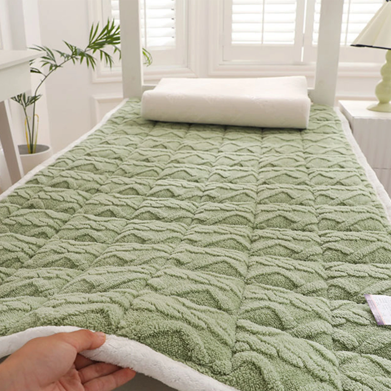 Milk Velvet Mattress Thicken Warm Winter Mattress Foldable Plush Bed Mattresses Twin King Queen Full Size Mattresses Bedding - Image 4